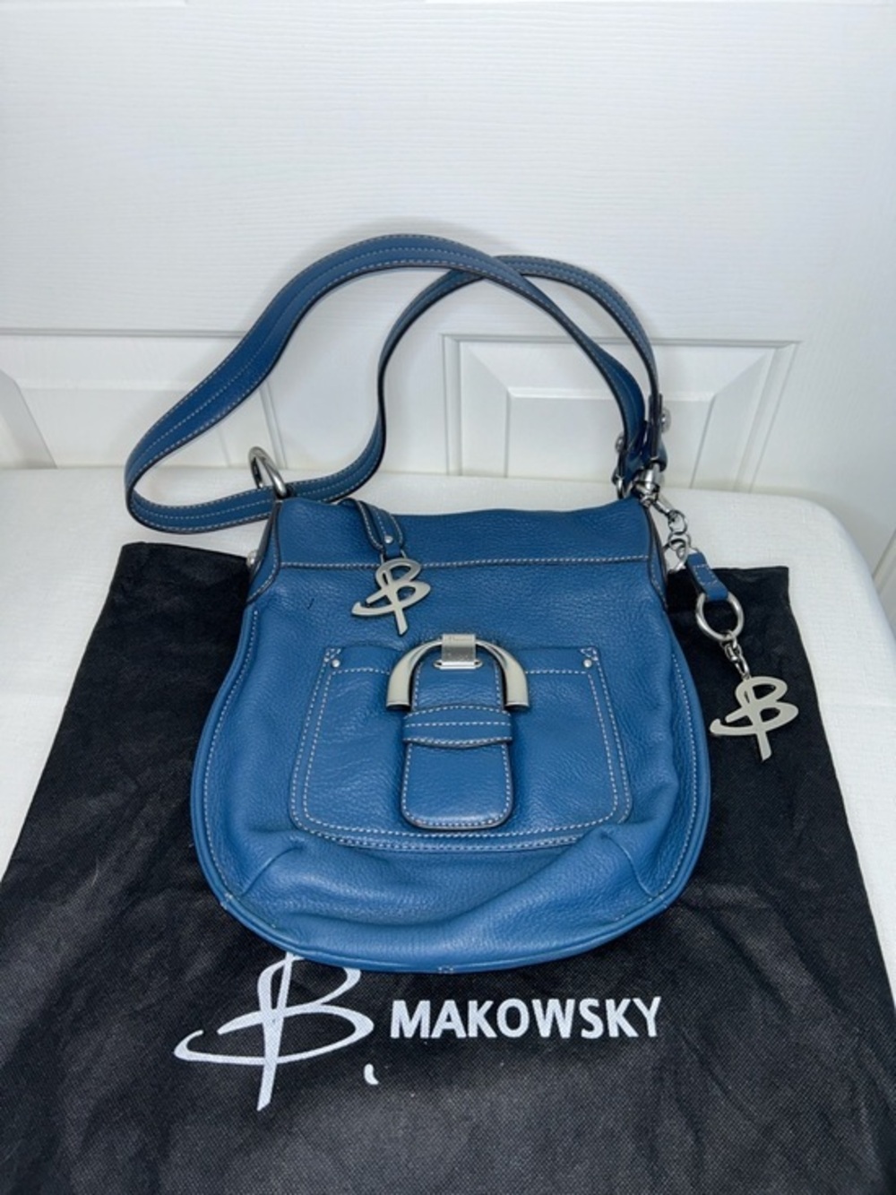 B. Makowsky Blue Pebbled Leather Crossbody with Silver Bag charm & Dust Bag EUC